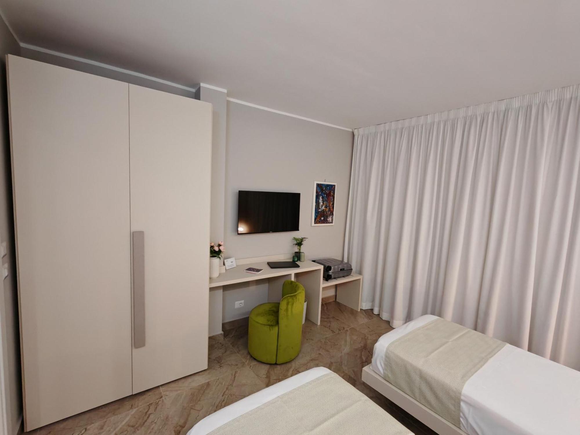 Effe4 Lovely Room Бари Екстериор снимка