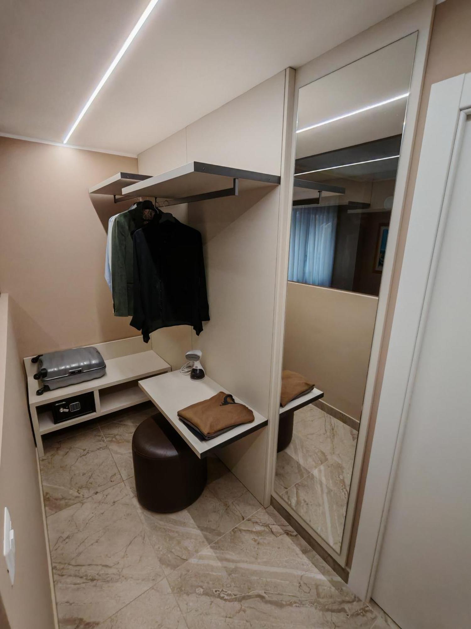 Effe4 Lovely Room Бари Екстериор снимка