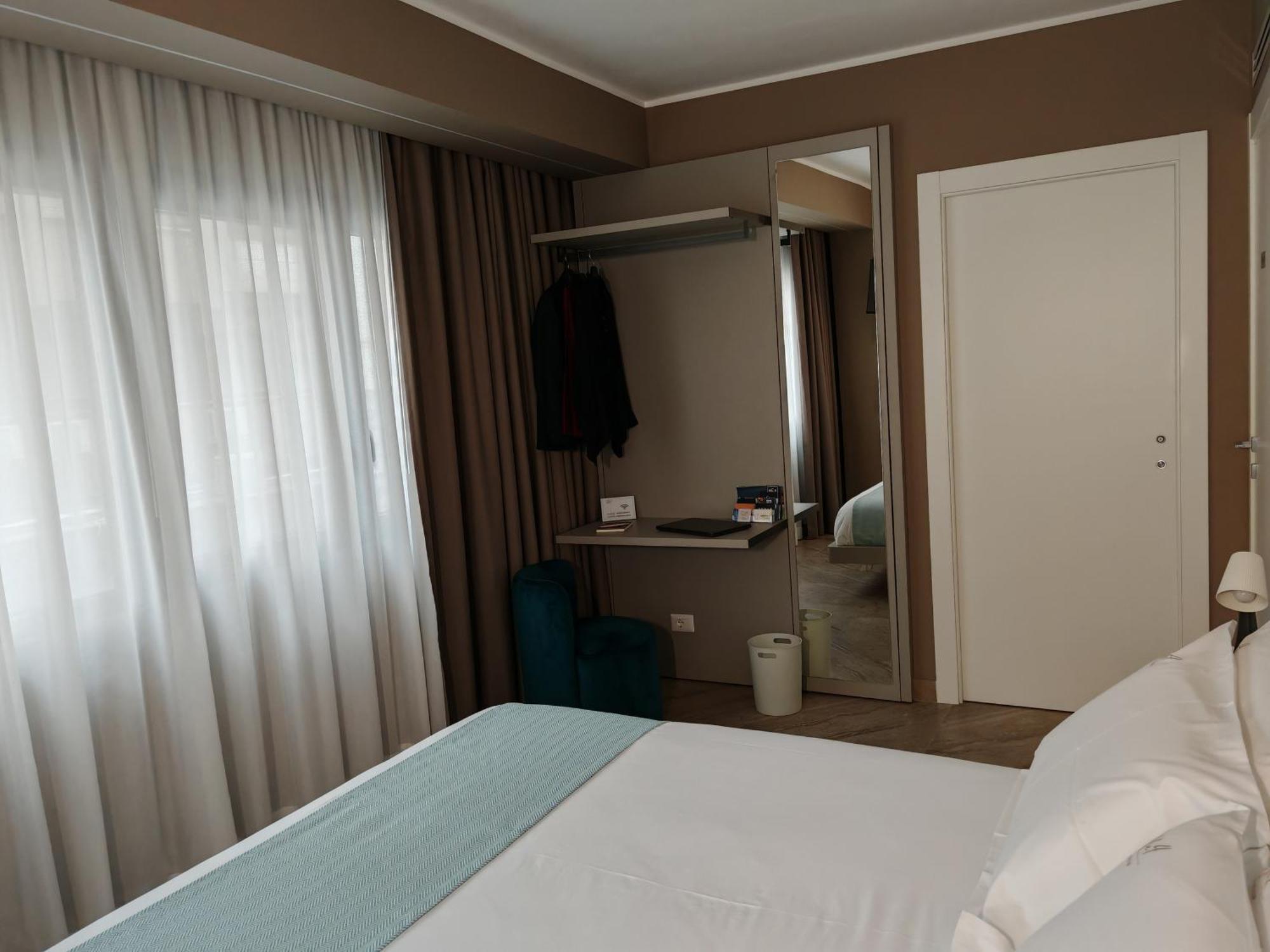 Effe4 Lovely Room Бари Екстериор снимка